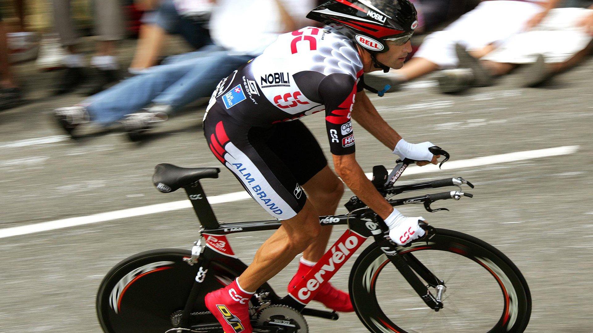 沃顿再否认换帅论，我与魔术师关系稳固，不担心帅位动摇